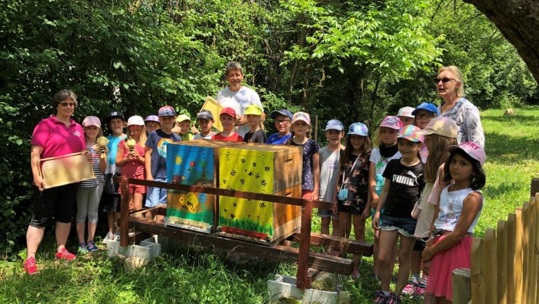 Outdoor classroom at the bees, © Naturpark Purkersdorf